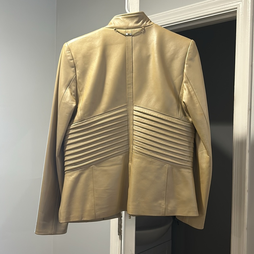 St John Sport leather jacket by Marie Gray - Picture 6 of 6